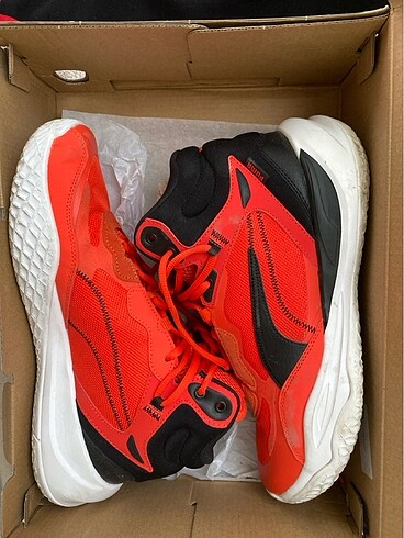 Puma playmarker pro mid