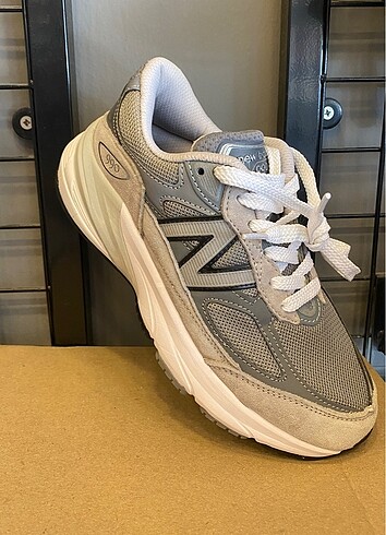 New Balance NB NEW BALANCE 990 V4