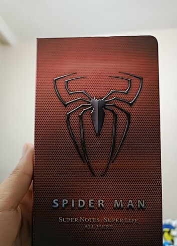 Marvel not defteri ve anahtarlık