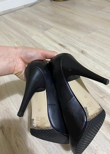 35 Beden siyah Renk Klasik Siyah Deri Stiletto Topuklu Ayakkabı