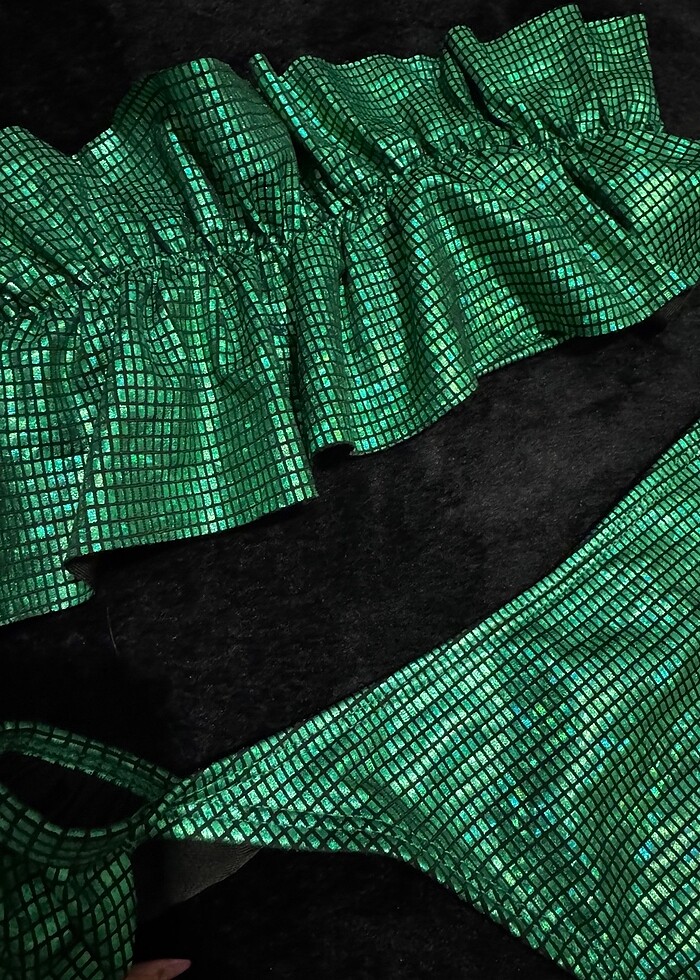 Yurt dışından parlak yeşil bikini takımı - Görsel 2