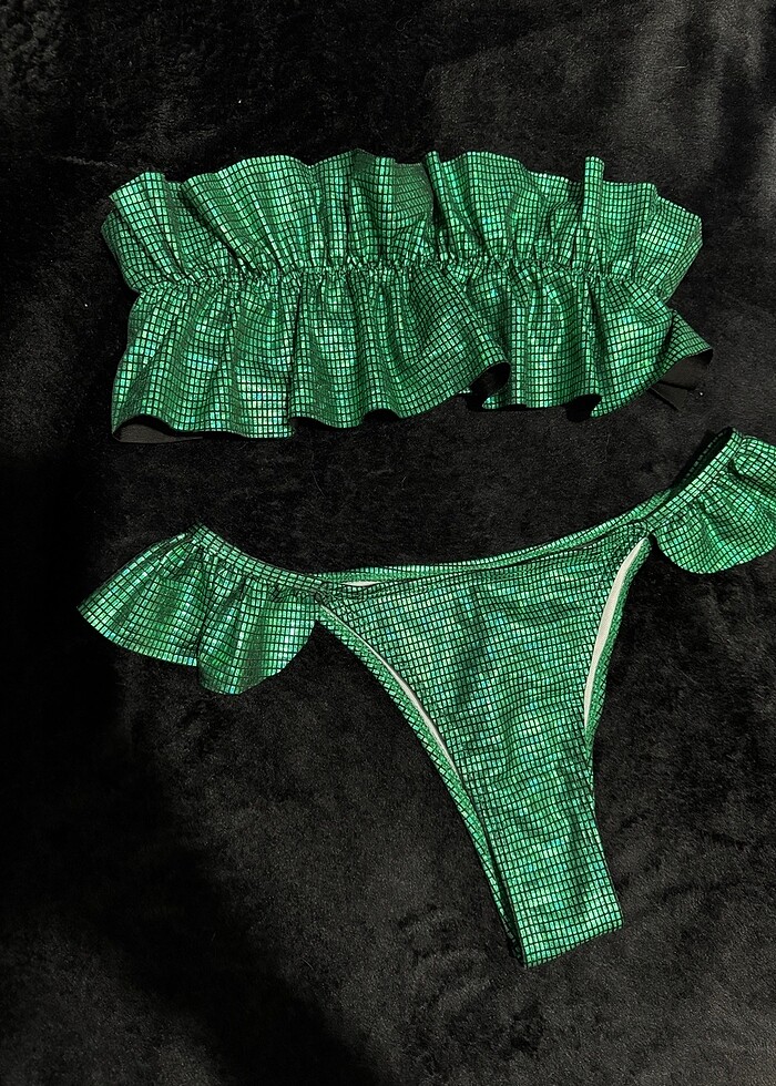 Yurt dışından parlak yeşil bikini takımı - Görsel 4