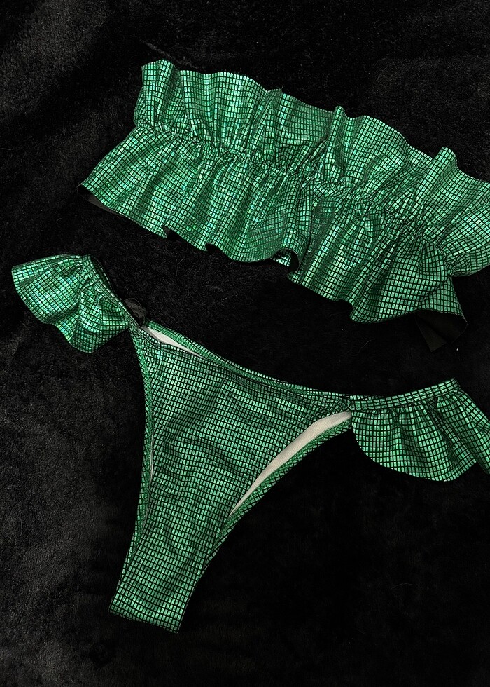 Yurt dışından parlak yeşil bikini takımı - Görsel 5