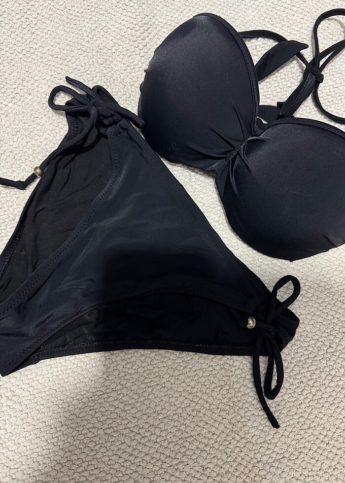 Siyah bikini takımı - Görsel 3