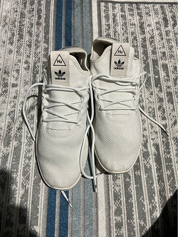Erkek tenis ve günlük spor