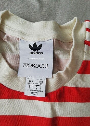 s Beden Adidas by Fiorucci Crop Tshirt