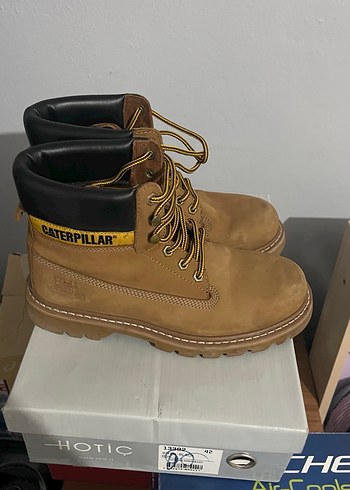 Klasik renk cat bot - Görsel 2