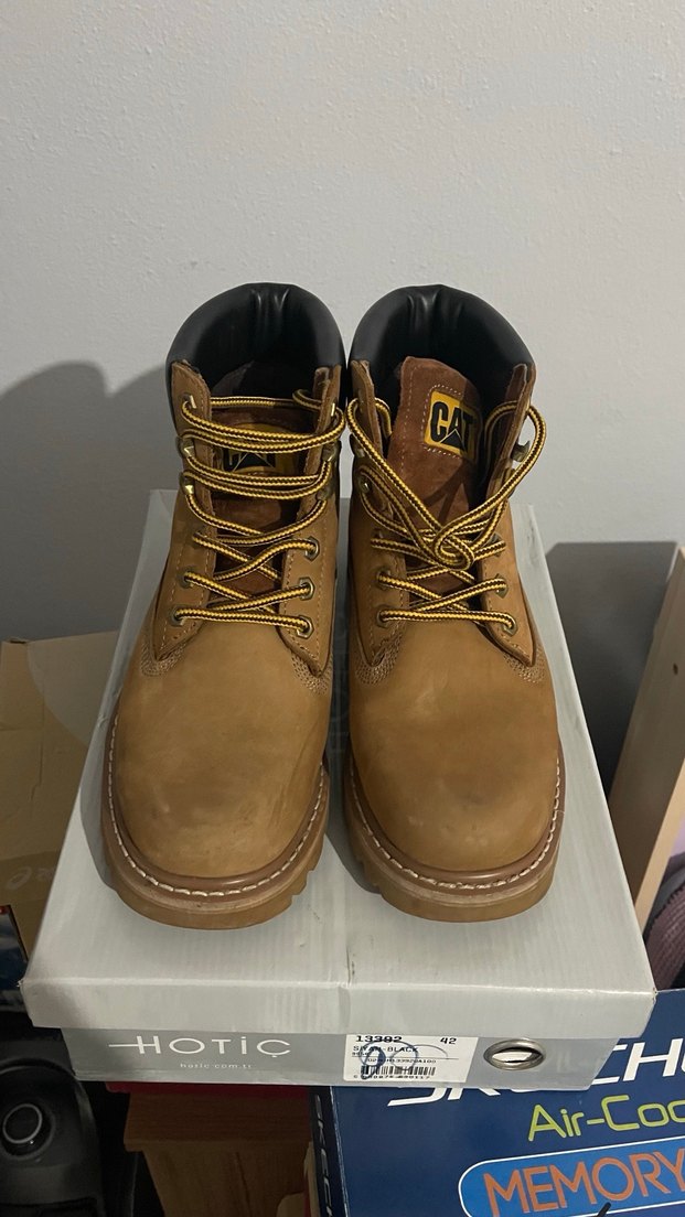 Klasik renk cat bot - Görsel 3