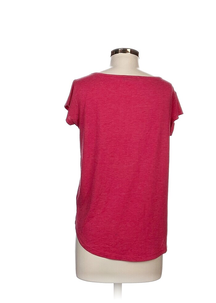 LC Waikiki T-shirt %70 İndirimli. - Görsel 3