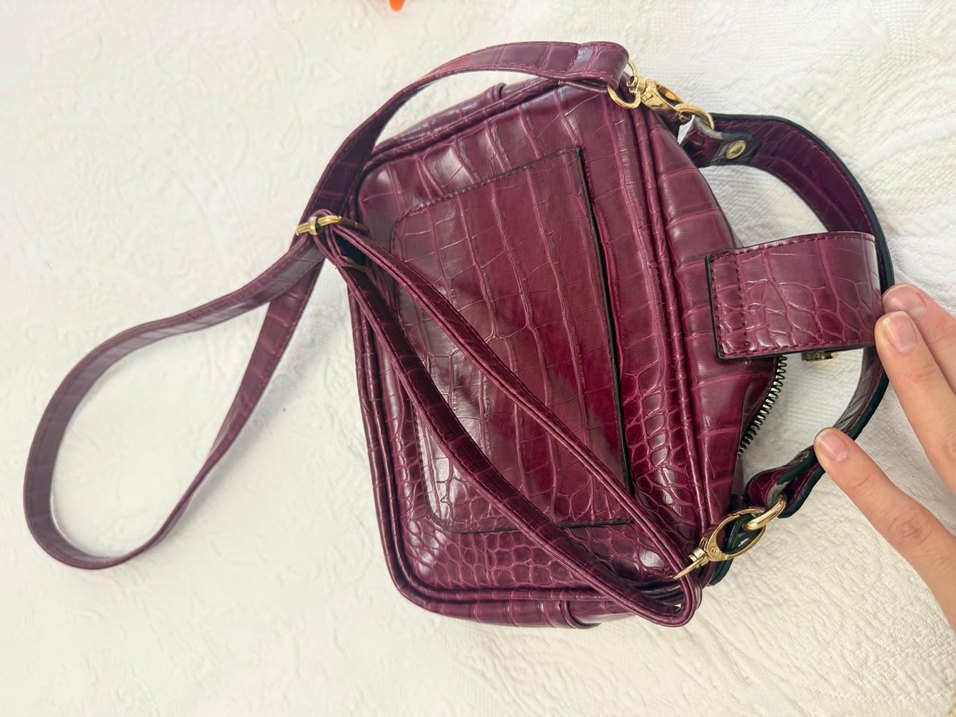 Bordo Deri Yılan Desenli Tokalı Kadın Çanta - Görsel 2