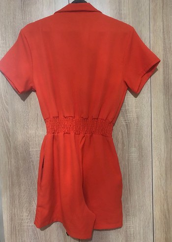 Düğmeli Kırmızı Kısa Tulum - Görsel 2