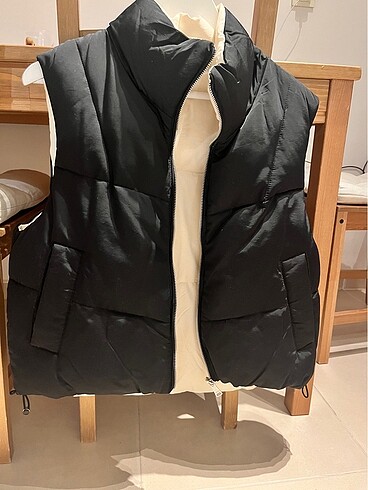Bershka çift taraflı yelek