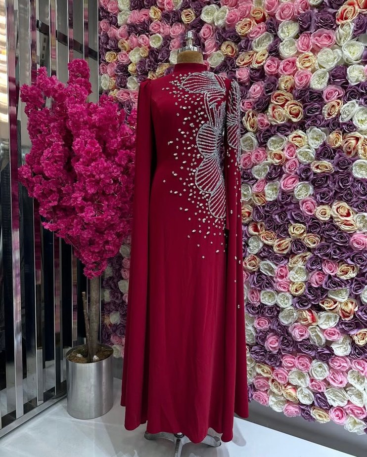 Bordo İşlemeli Uzun Kollu Abiye Elbise - Görsel 2