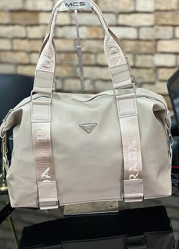 Prada Çanta 