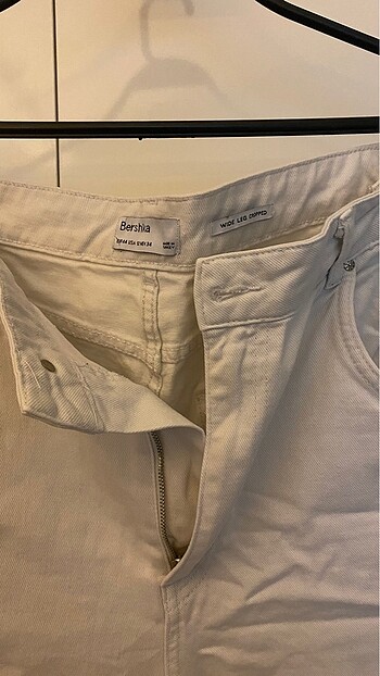 BERSHKA PANTOLON