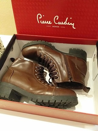 Pierre Cardin Bot
