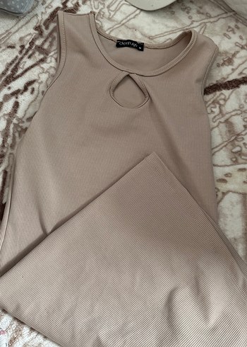 V Yaka Bej Uzun Kollu Kolsuz Triko Elbise - Görsel 4