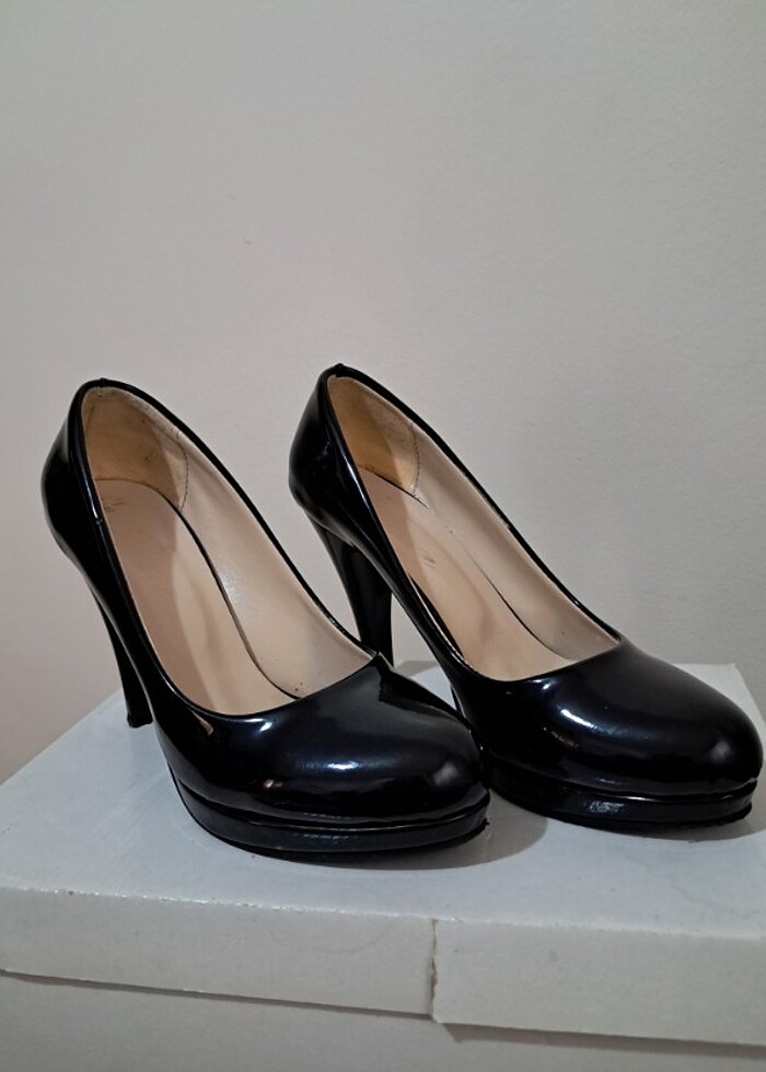 Topuklu ayakkabı - Görsel 3