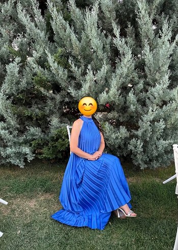 Mavi Pileli Uzun Kadın Elbise - Görsel 2