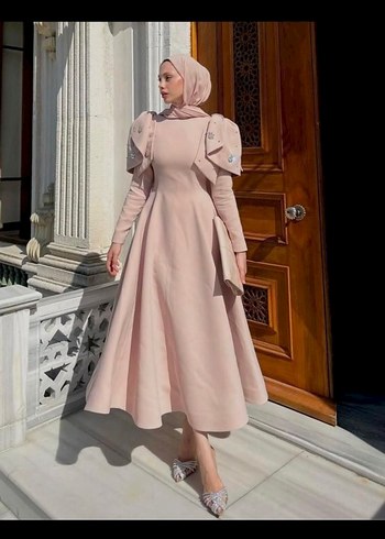 Pudra Renkli Drapeli Uzun Kollu Uzun Elbise