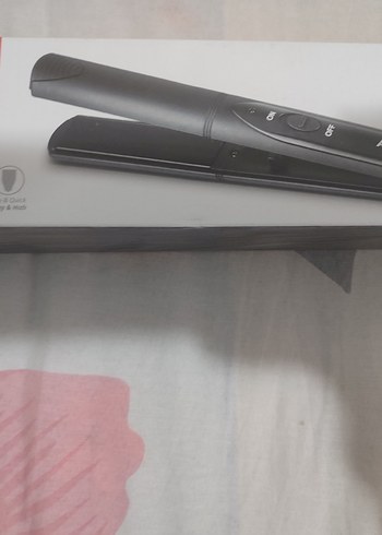 Diğer Siyah Aprilla Saç Düzleştirici