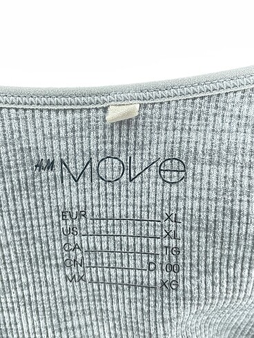 xl Beden H&M Bluz %70 İndirimli.