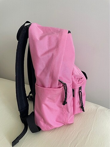  Beden Eastpak Pembe Mini Boy Sırt Çantası