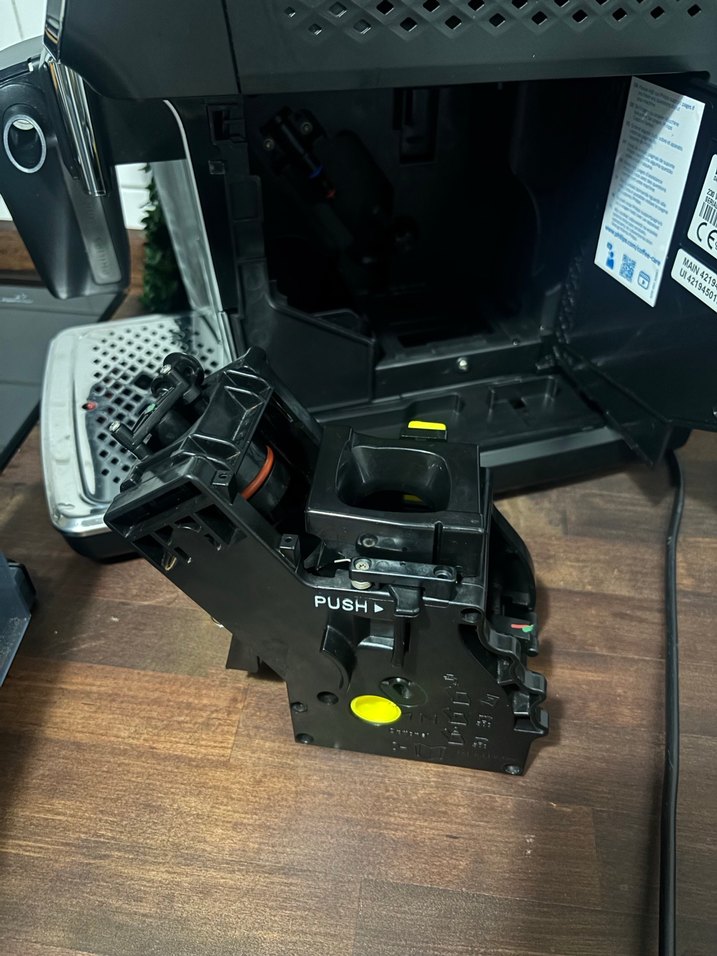 Philips 3246/70 otomatik kahve makinesi - Görsel 4