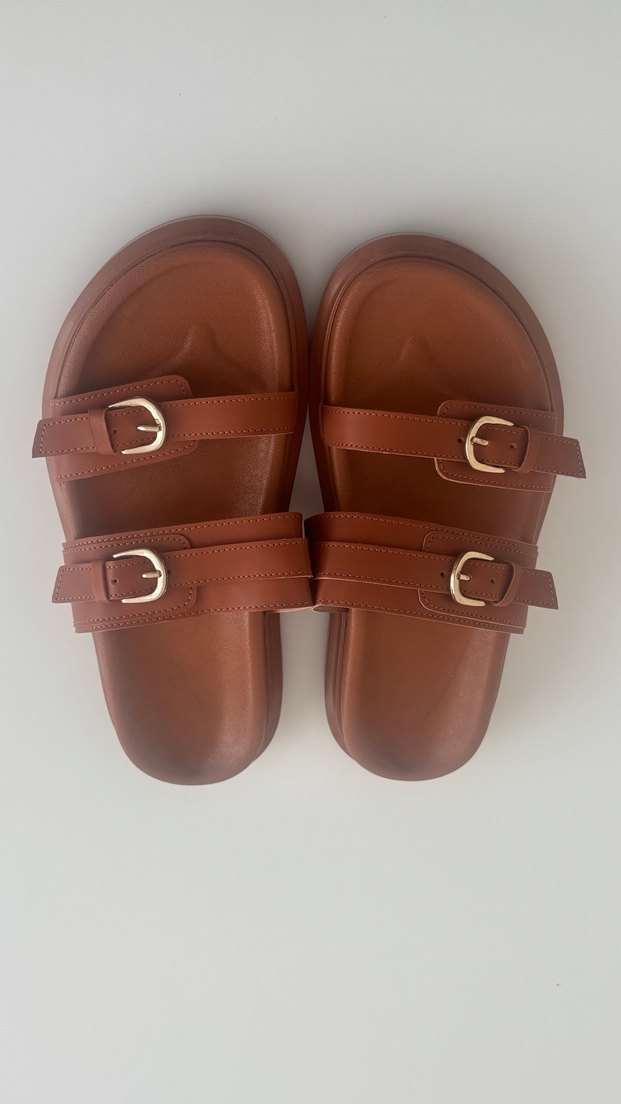 Kahverengi Deri Tokalı Kadın Terlik - Görsel 2