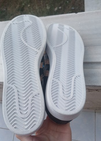 40 Beden kahverengi Renk Adidas Superstar Kahverengi Baskılı Spor Ayakkabı
