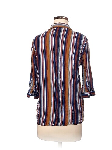 m Beden LC Waikiki Bluz %70 İndirimli.