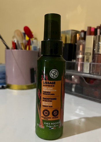 Yves Rocher Lissage Saç Düzleştirici Sprey 100 ml