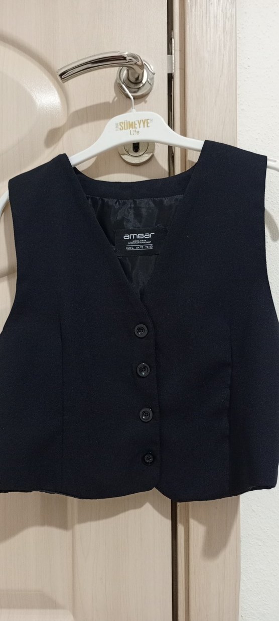 Düğmeli Siyah Kadın Yelek - Görsel 3