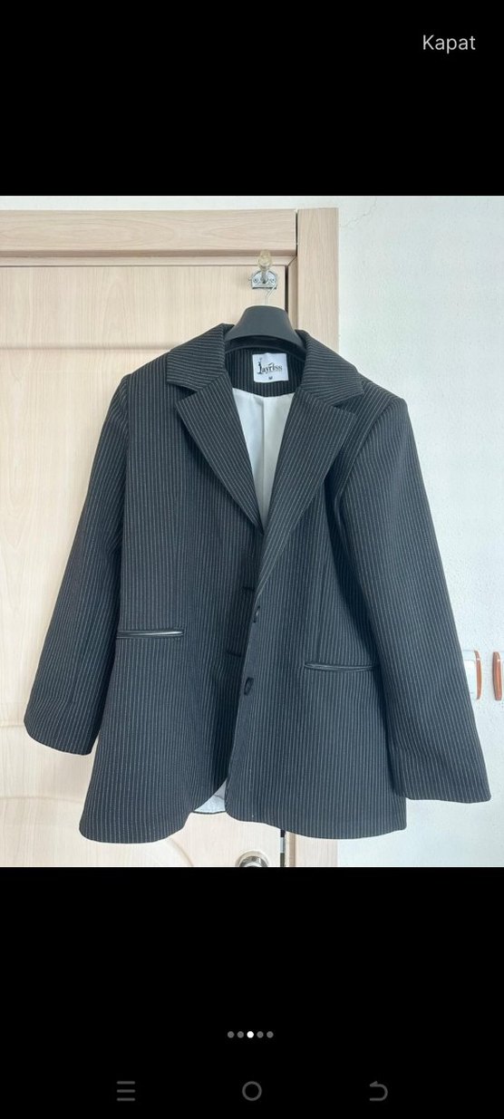 Düğmeli Çizgili Gri Kadın Blazer - Görsel 3