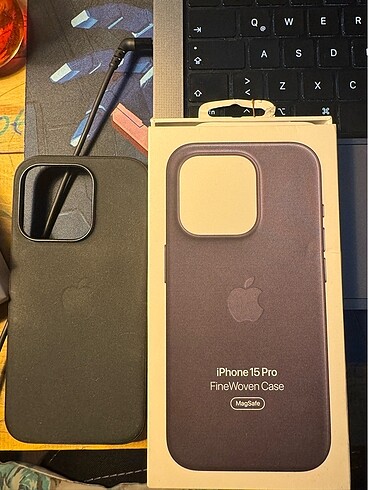 iPhone 15 Pro FineWoven Kılıf - Siyah