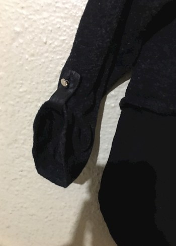 Diğer Düğmeli Siyah Uzun Kollu Mini Bluz