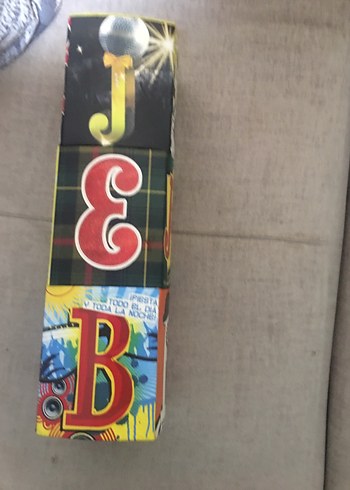  Beden çeşitli Renk J&B Renkli Kutuda Blended Scotch Whisky boşkutu