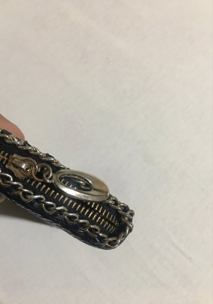 Zincir Detaylı Siyah Yılan Desenli Deri Kadın Cüzdanı - Görsel 4