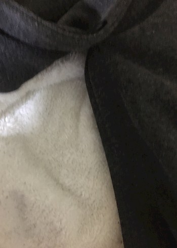 Kapüşonlu gri düğmeli kaban - Görsel 7