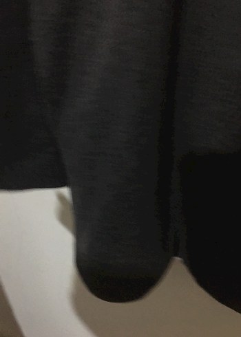 Kapüşonlu gri düğmeli kaban - Görsel 4