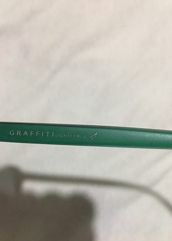 Koyu Yeşil Minimalist Erkek Güneş Gözlüğü - Görsel 3