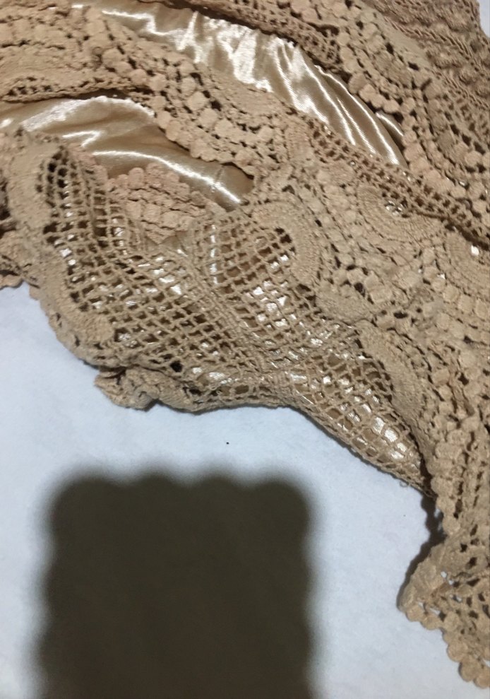 A9-Bej Fırfırlı Örgü Bohem Şort - Görsel 4