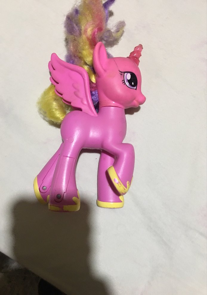 MLP konuşan prenses Pembe Pastel Renkli Kanatlı Prenses cadance - Görsel 2