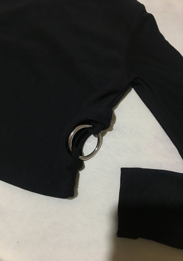 Siyah Kemer Detaylı Uzun Kollu Bluz crop - Görsel 2