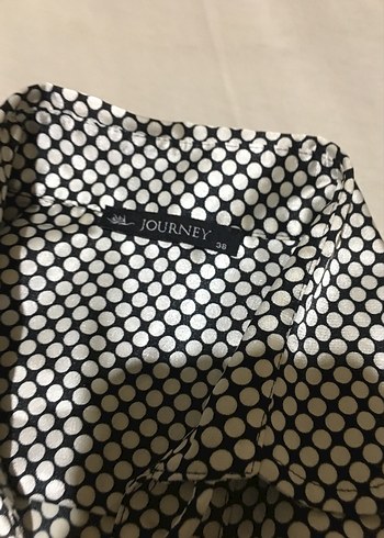 Kadın Gri Puantiyeli Kısa Kollu Gömlek - Görsel 2