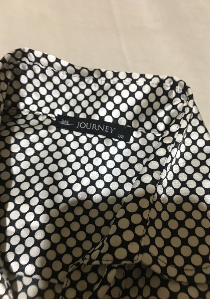 Kadın Gri Puantiyeli Kısa Kollu Gömlek - Görsel 2