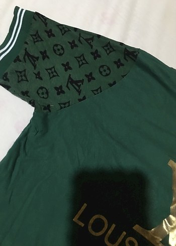 Yeşil Kısa Kollu Lous Vuitton Tişört - Görsel 3