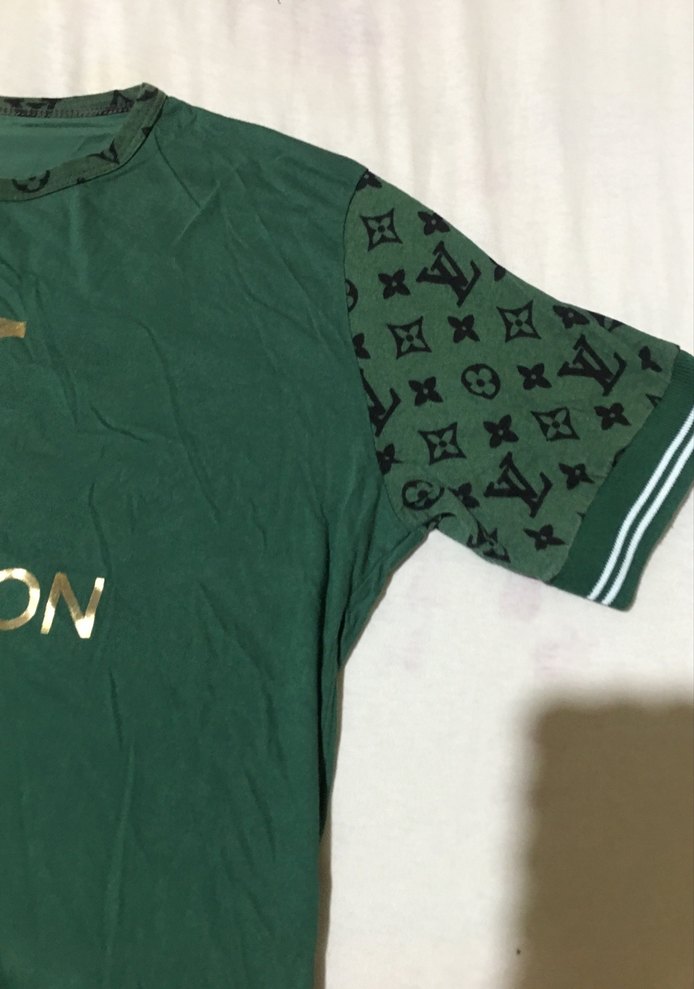 Yeşil Kısa Kollu Lous Vuitton Tişört - Görsel 2