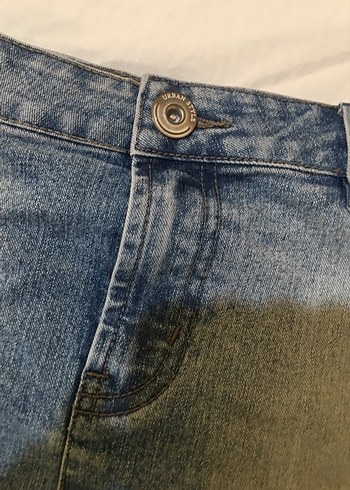 40 Beden Nakışlı Mavi Denim Mini Etek