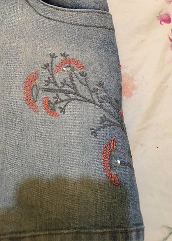 Urban Outfitters Nakışlı Mavi Denim Mini Etek